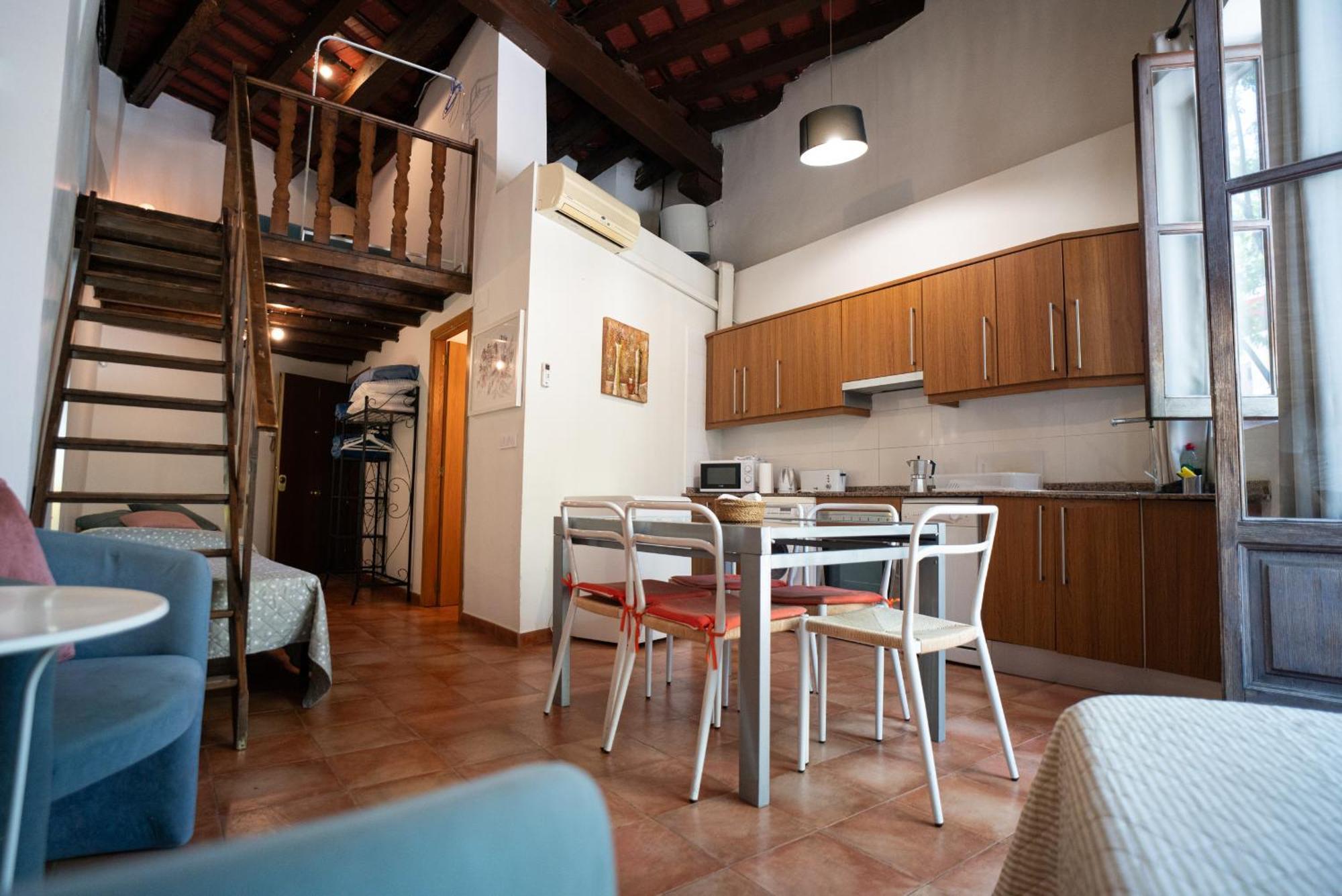Apartamentos Mercado Central, Valencia